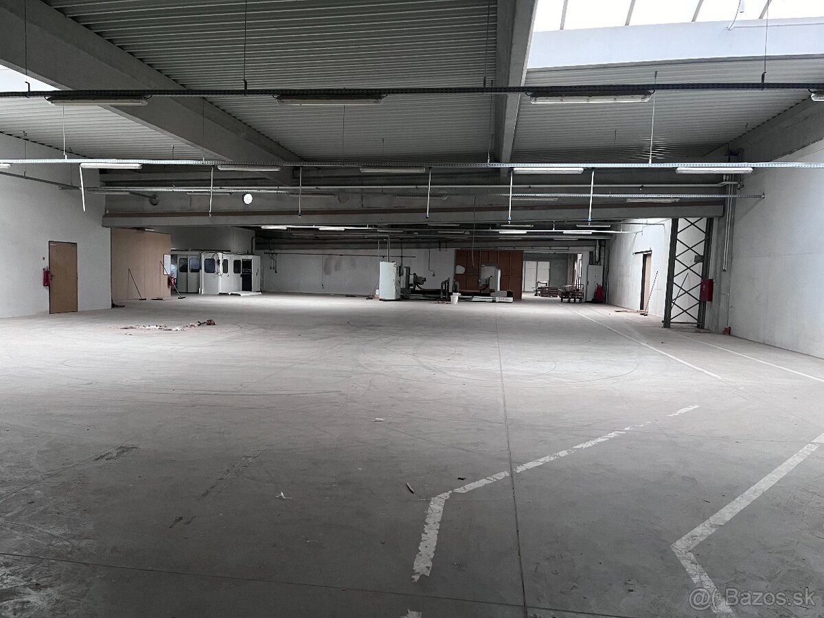 výrobné a skladové priestory na prenájom - 2,75 €/m2 -Vrútky