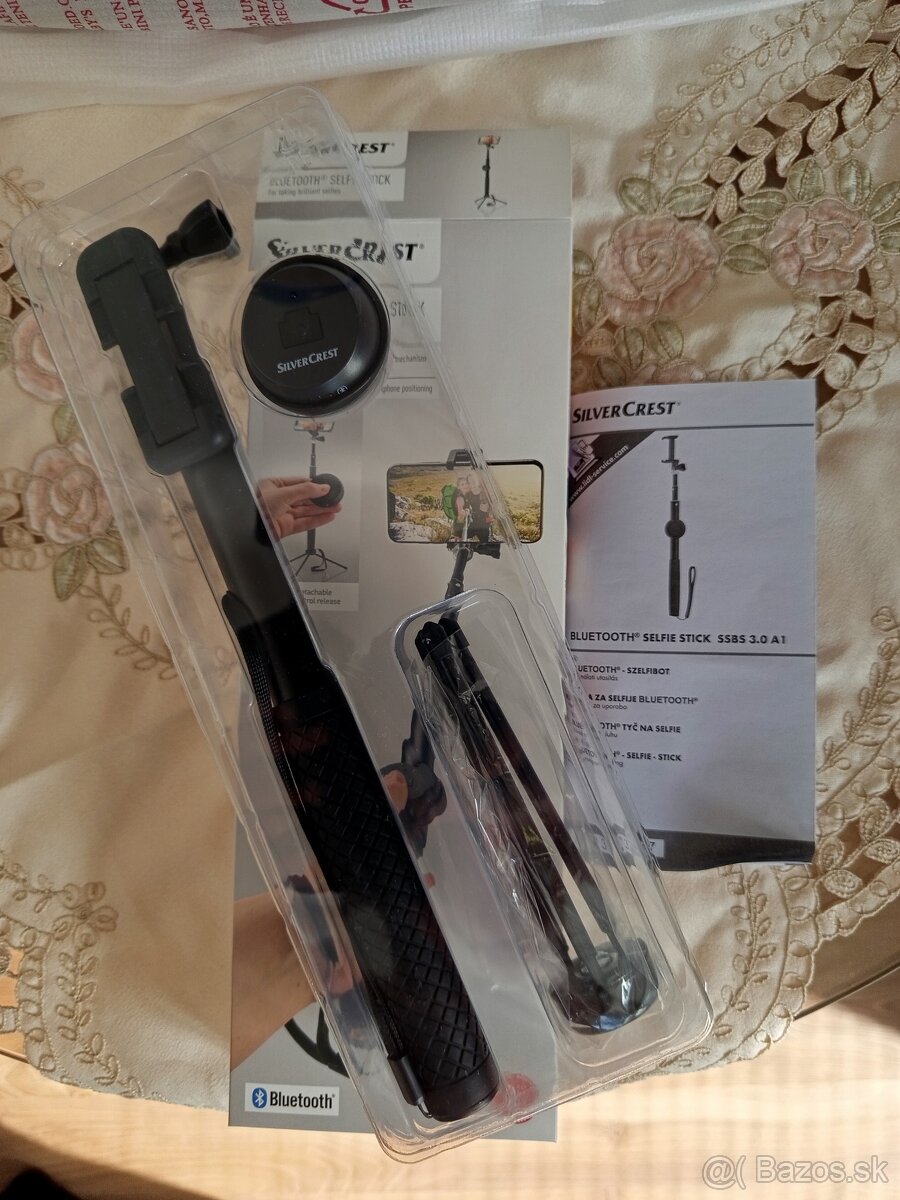 Selfie tyč s trojnožkou