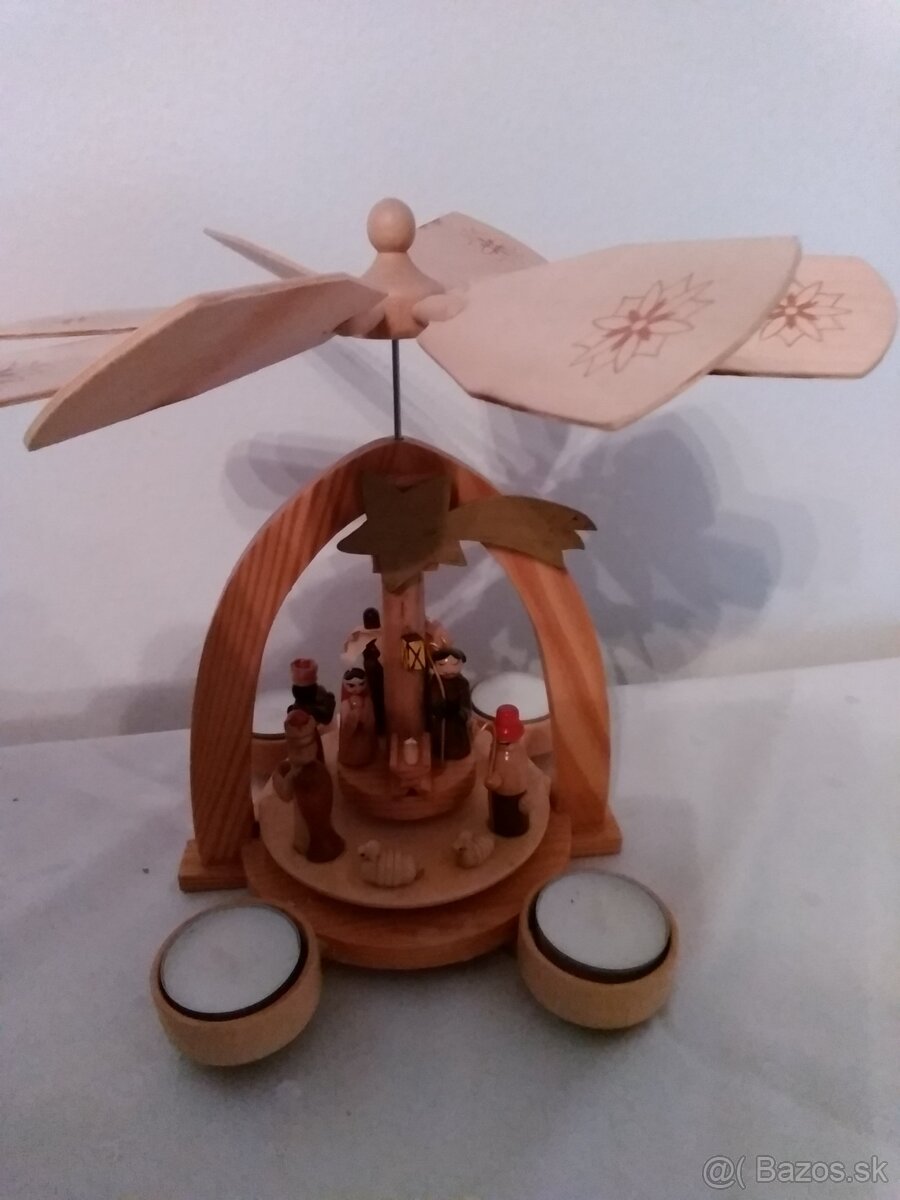 Bethlehem dreveny ddr tociaci teplom sviecky