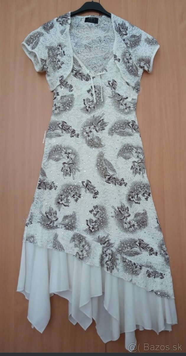 Spoločenské šaty s bolerkom