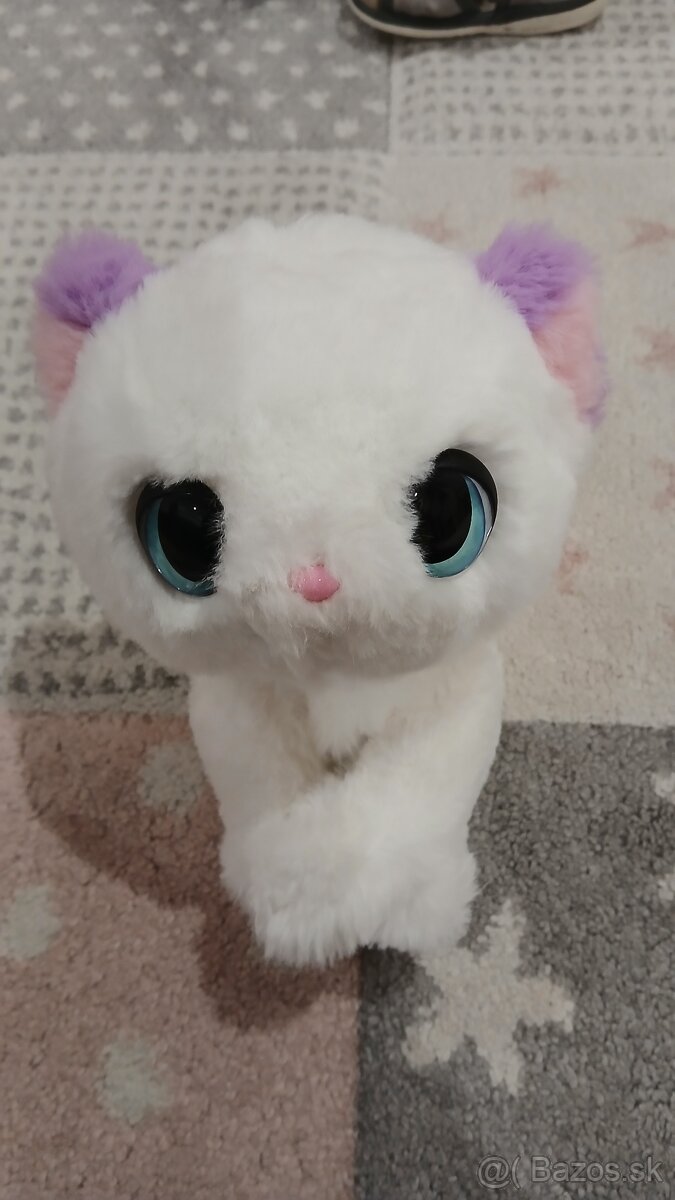 Interaktivna plysova macka