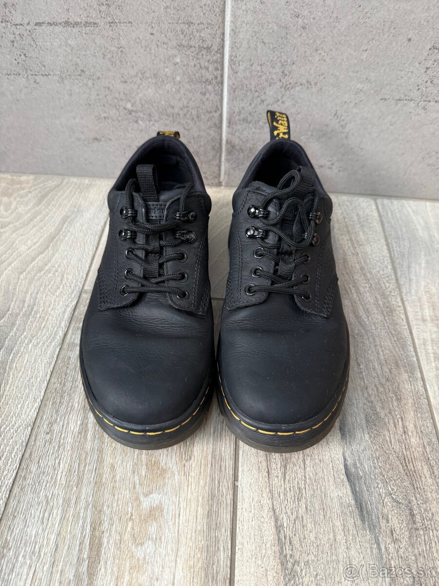 Dr. Martens Reeder 39