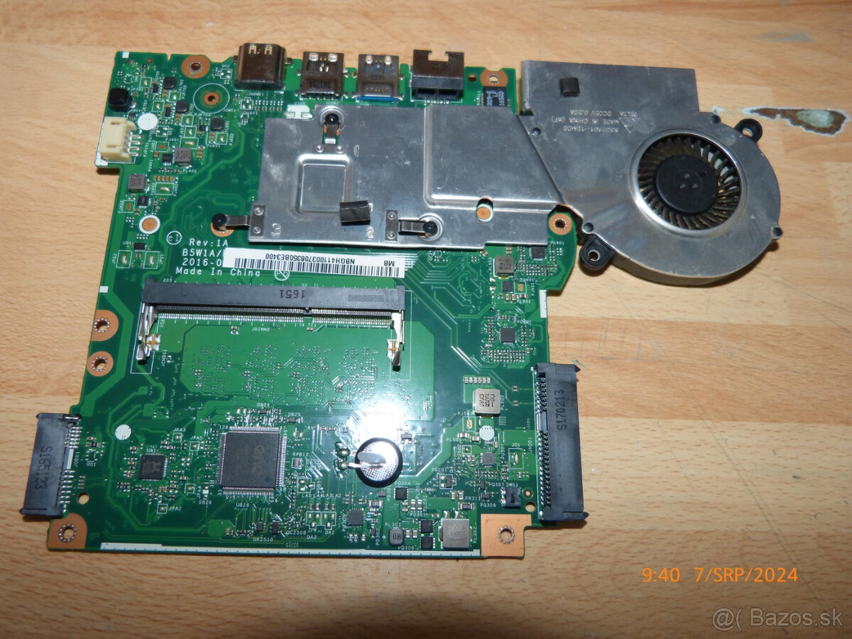 notebokovu dosku s pentium4jadro a intel hd600