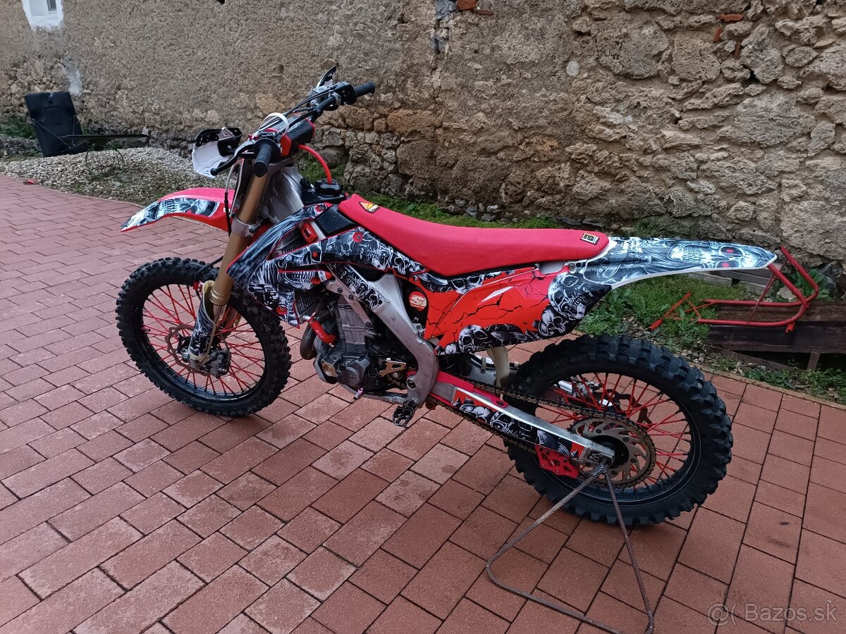 Honda CRF450R 2012 – top stav
