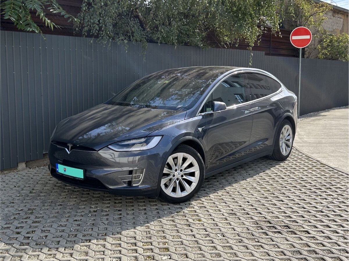 Tesla Model X 75D 2017 Unlimited Free Supercharging
