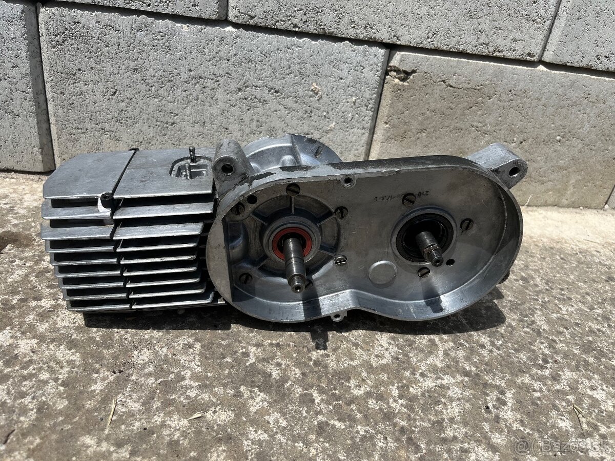 Babetta 210 motor predám
