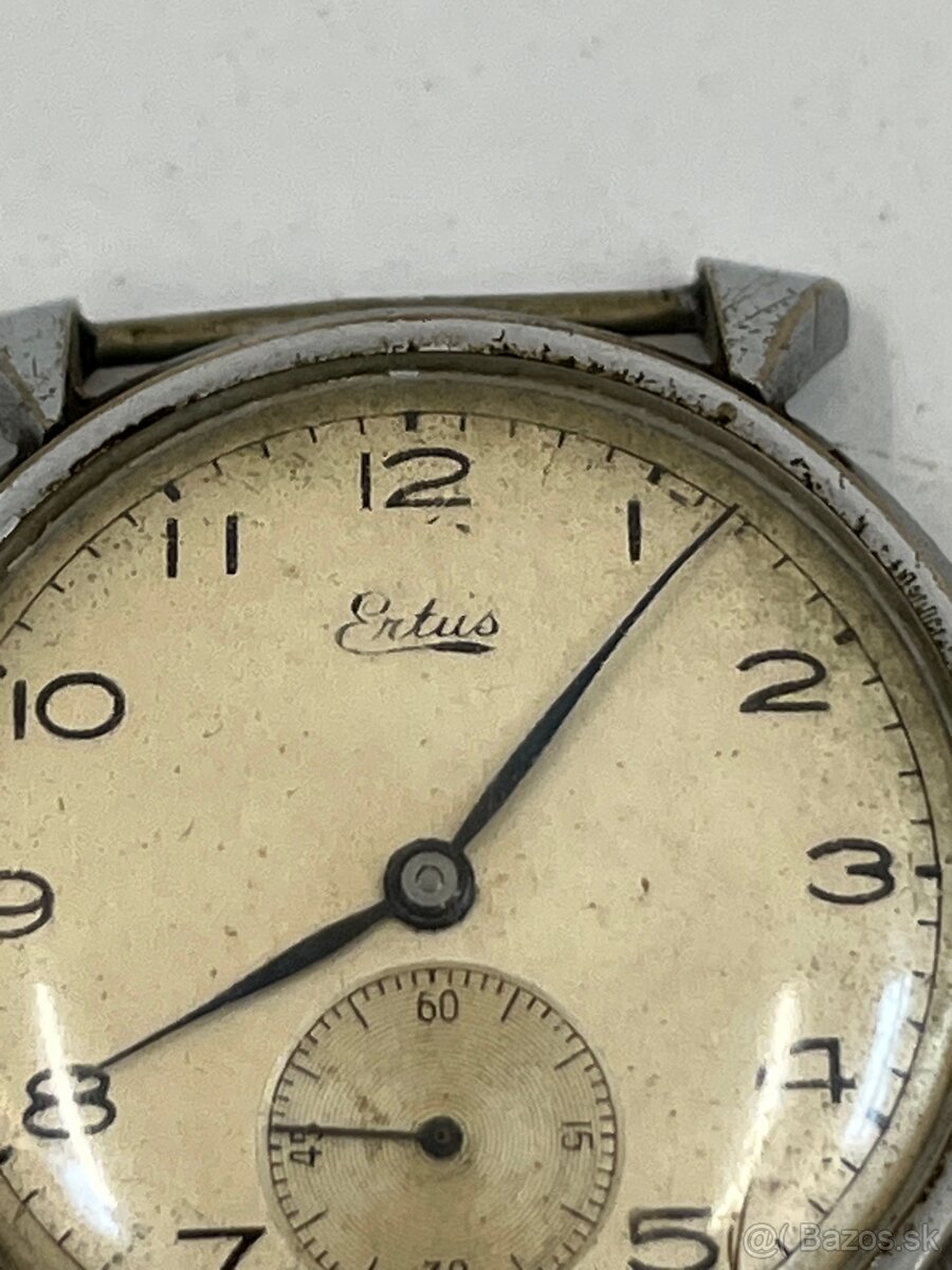 Hodinky Ertus