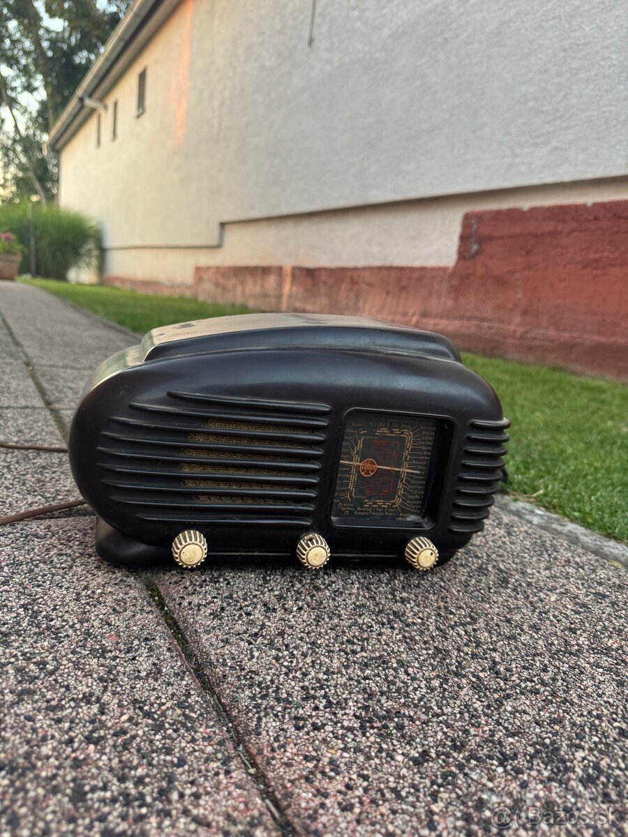 Starožitnosť - vintage rádio TESLA Talisman 308U