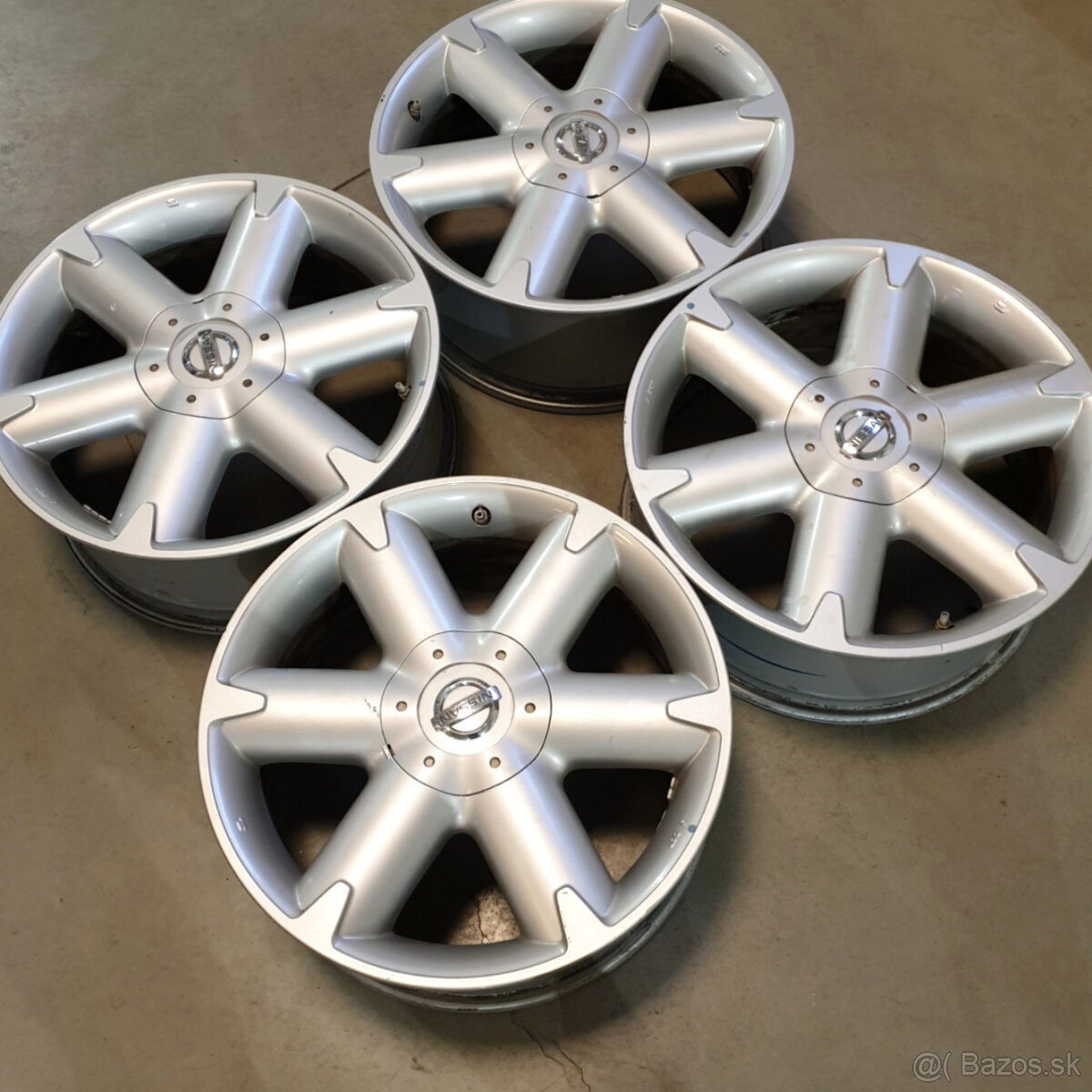 Hliníkové Nissan disky 5x114,3 R18 7,5J ET35