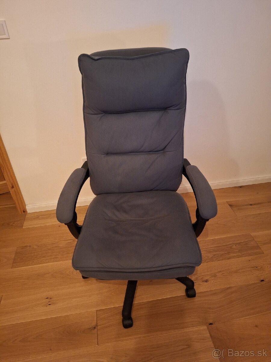 Predam pohodlne kancelarske kreslo