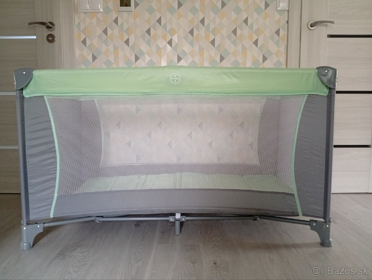 Detská cestovná postieľka