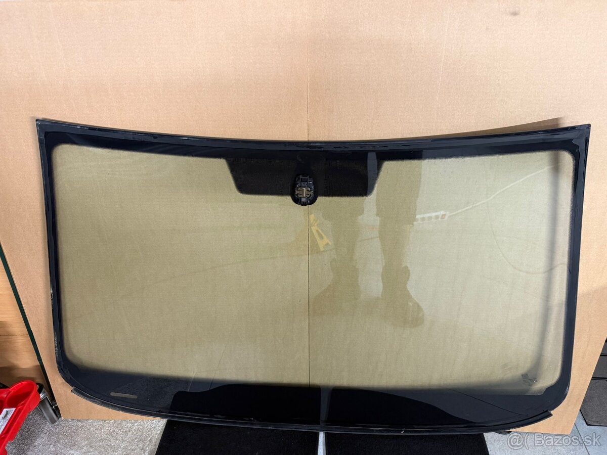 Škoda Octavia 3 čelne sklo