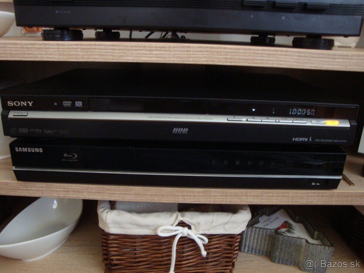 Sony RDR-HX750 - bez dialkoveho