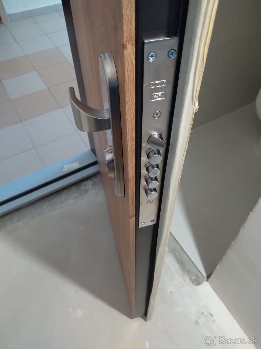 Rekonštrukcia domu - bytu atď