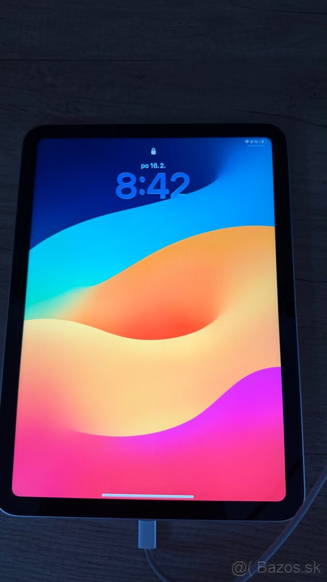 Apple iPad 10.9 Wi-Fi 64GB - strieborný