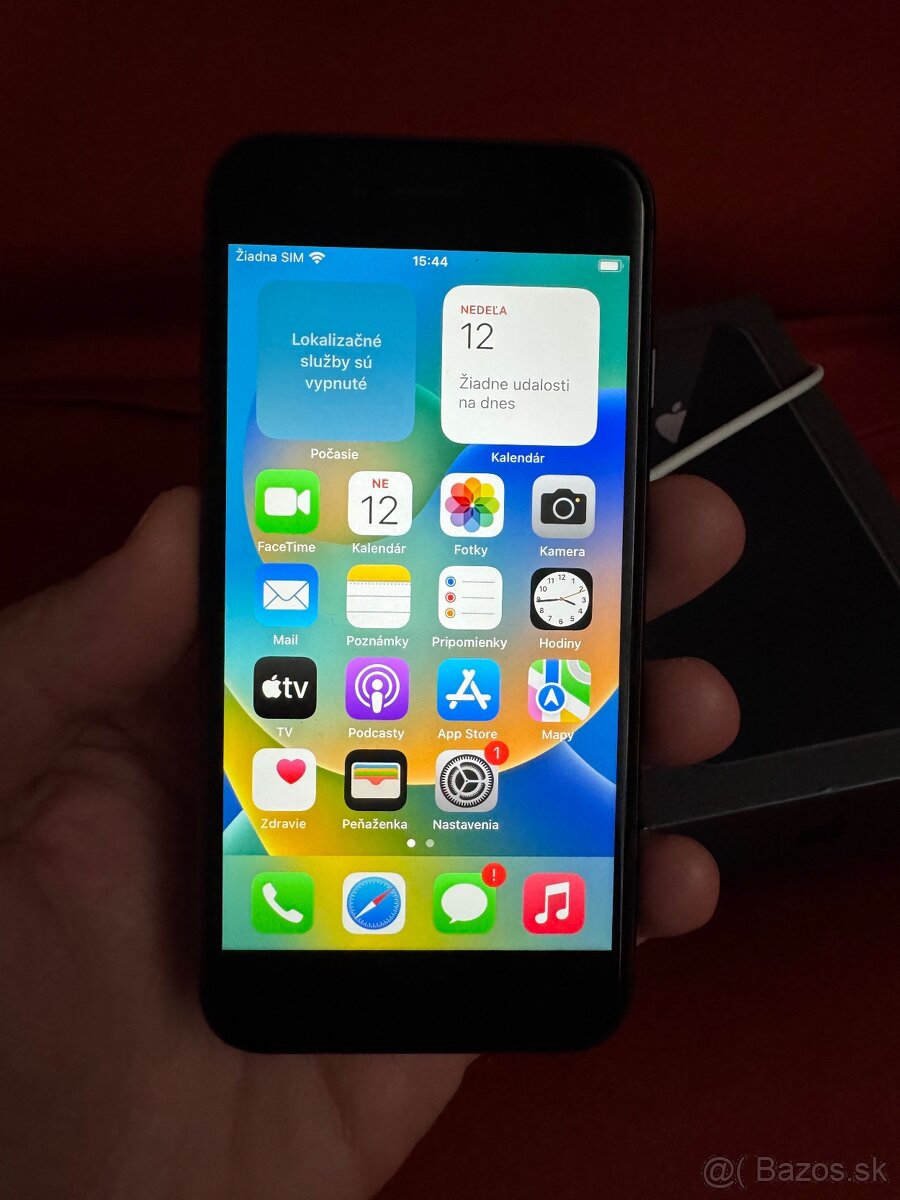 iPhone 8 64gb - top stav