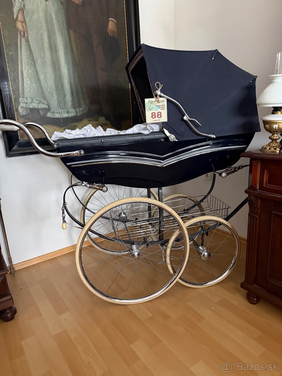 Retro kočík Silver Cross Wilsson -