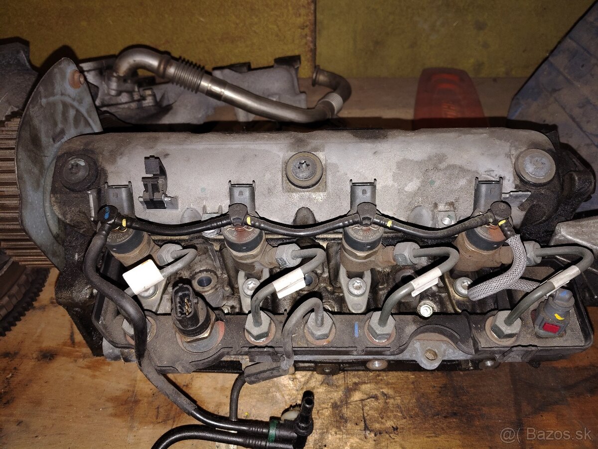 Kompletná hlava Renault 1.9DCi