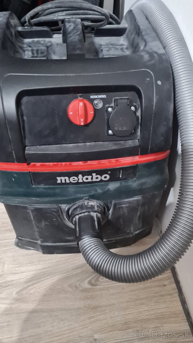 Metabo vysávač