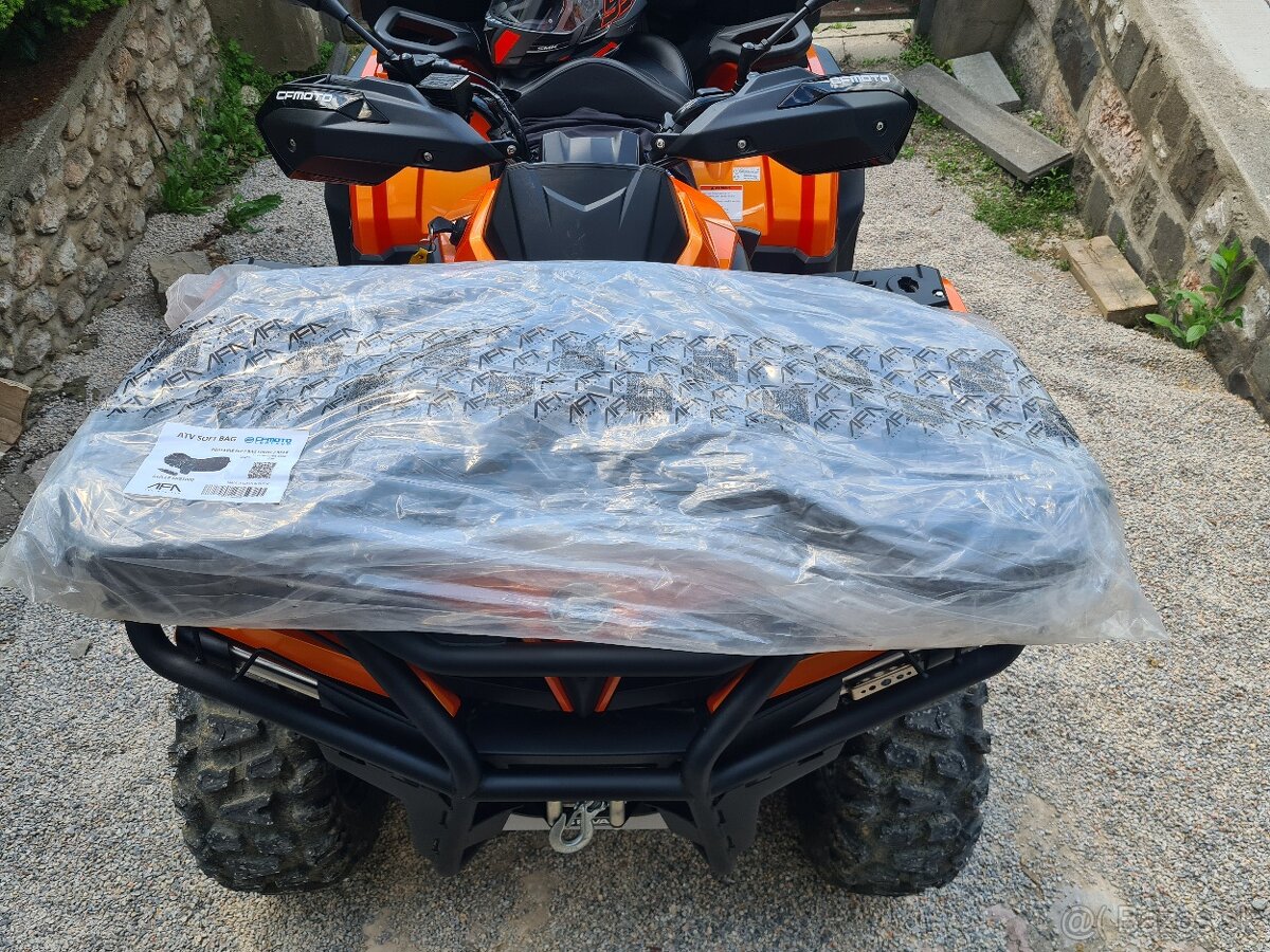 Predný box nový zabalený cf moto
