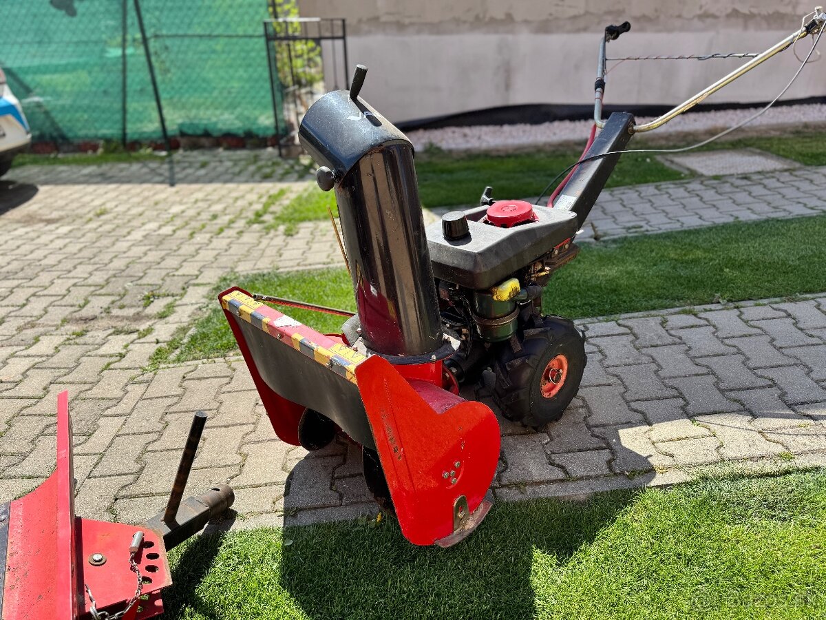 Snežná fréza a pluh