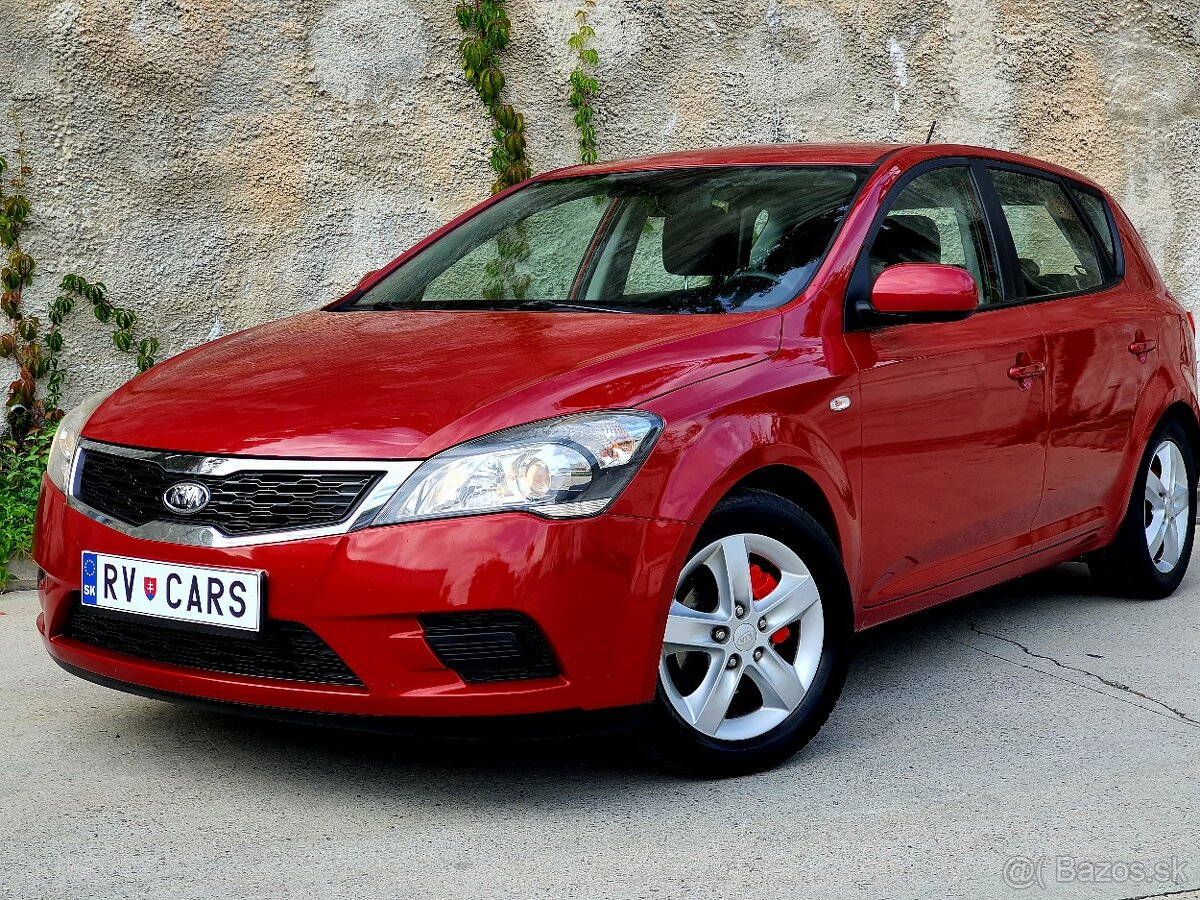Kia Ceed 1.4 16v 66kw 90ps-kúpené v SR-2010-top stav