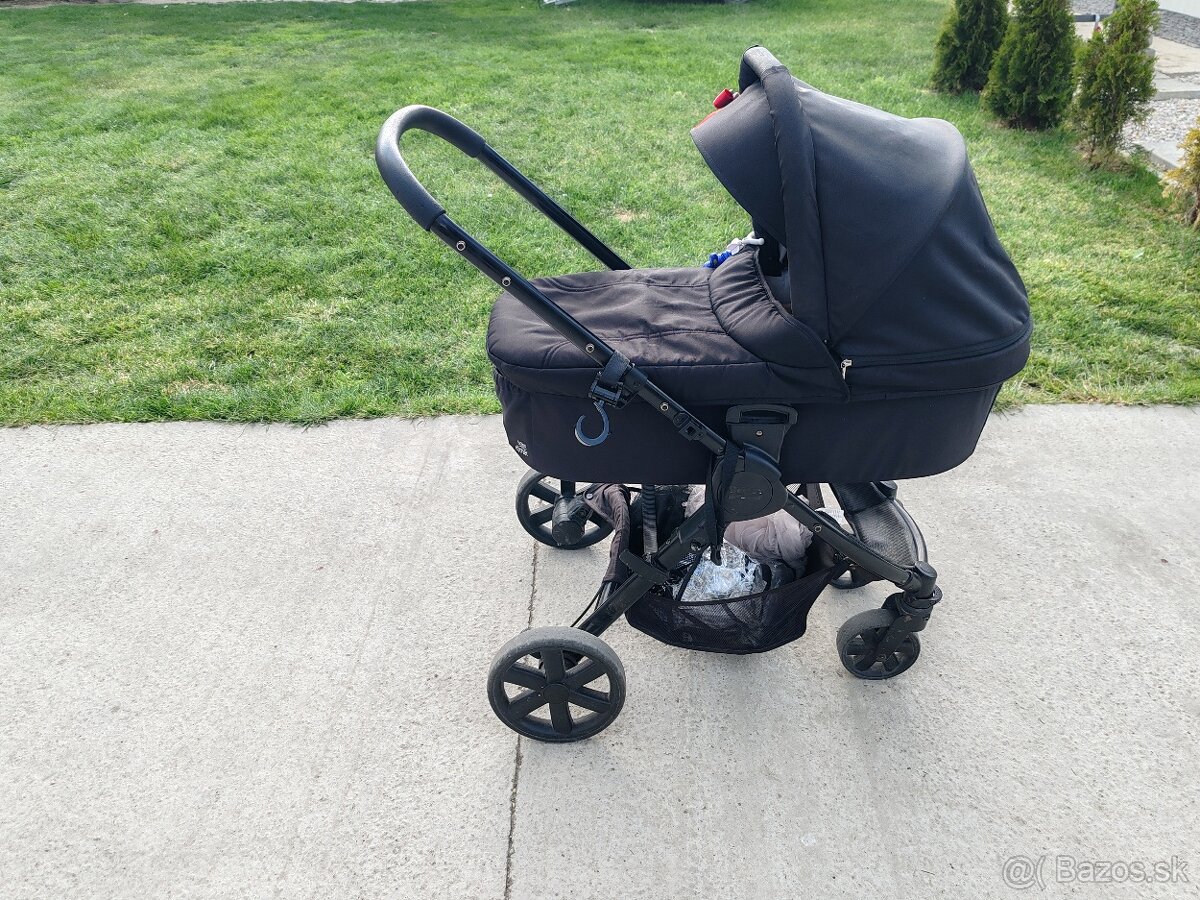 Britax B-Agile