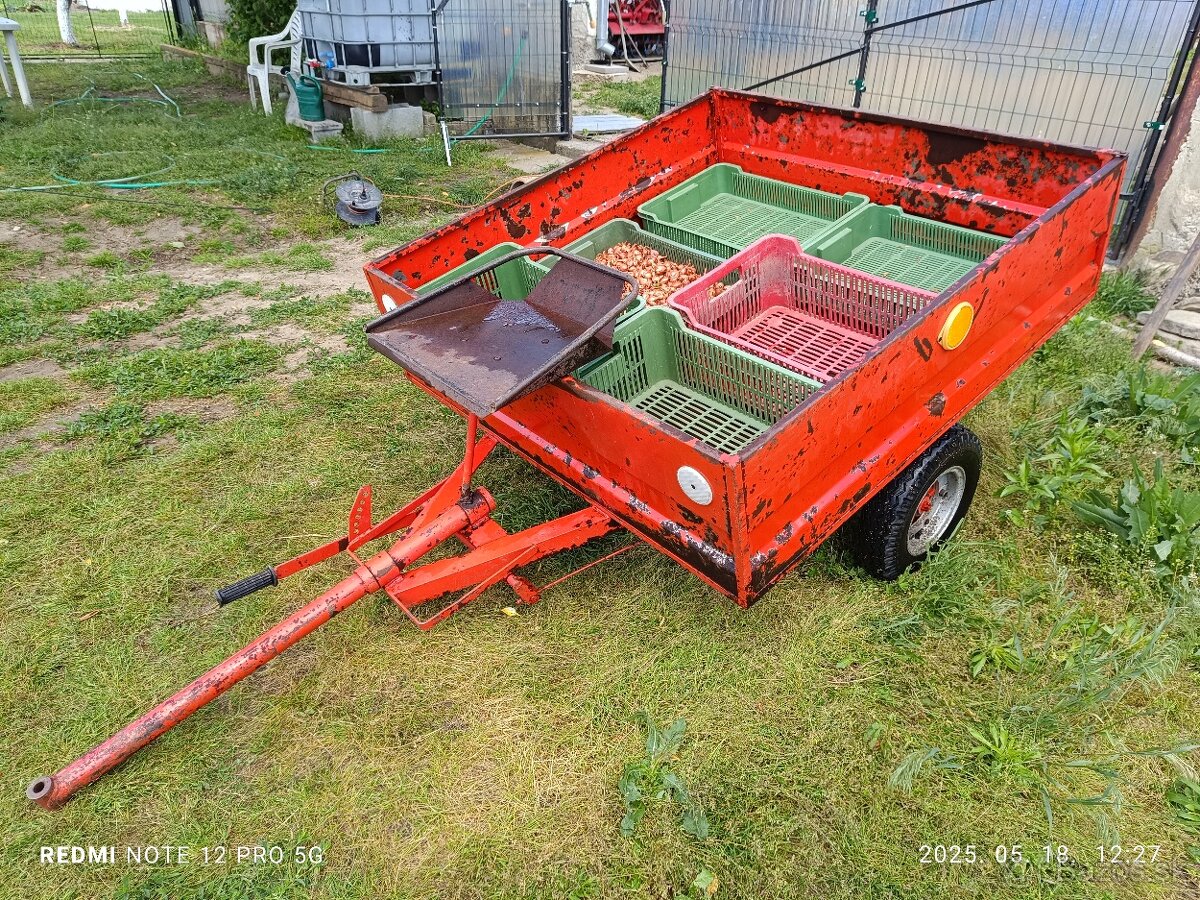 Vlečka za malotraktor