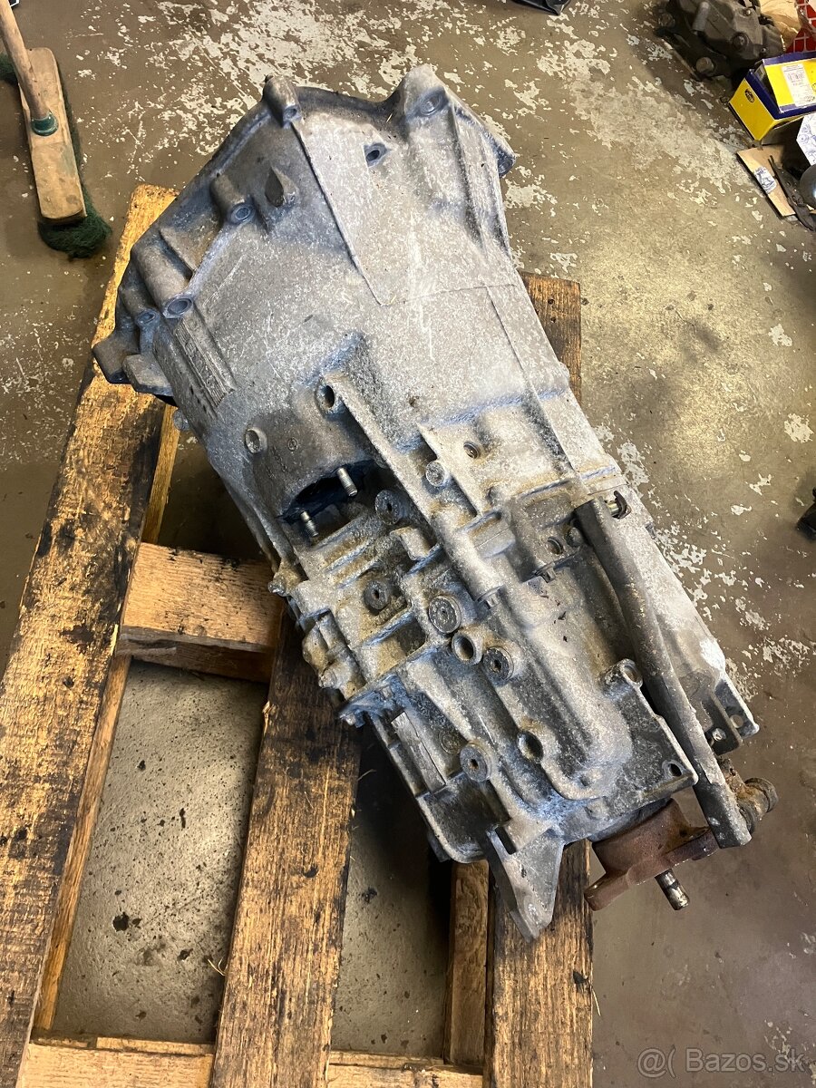 BMW E46 - manualna prevodovka 5st.