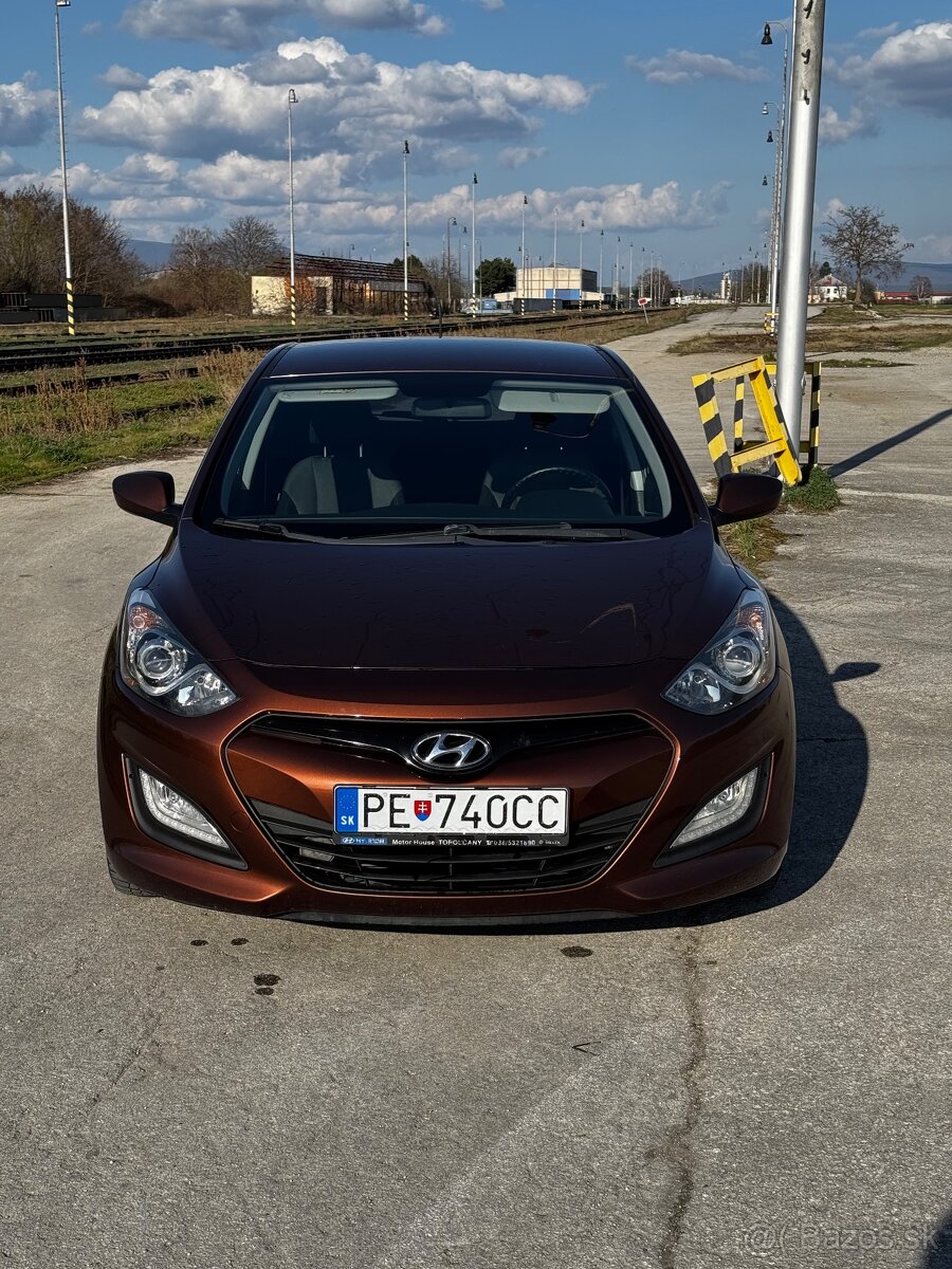 Hyundai i30 1.6 crdi 81kw 2014