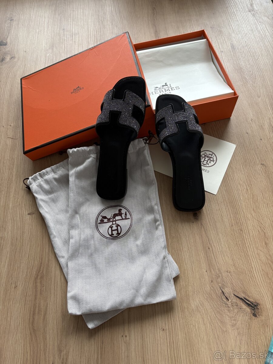 Hermes šľapky 37-23,5cm