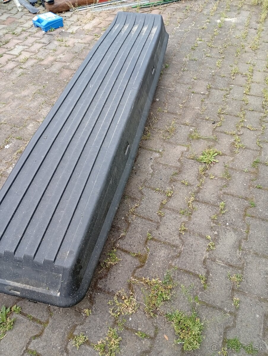 Strešný box nosic