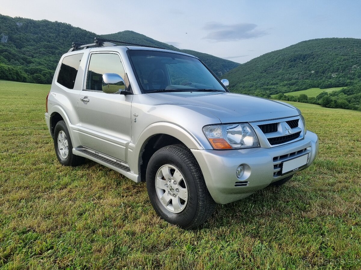 Mitsubishi Pajero 3,2Di-D ..4x4..Top stav ...