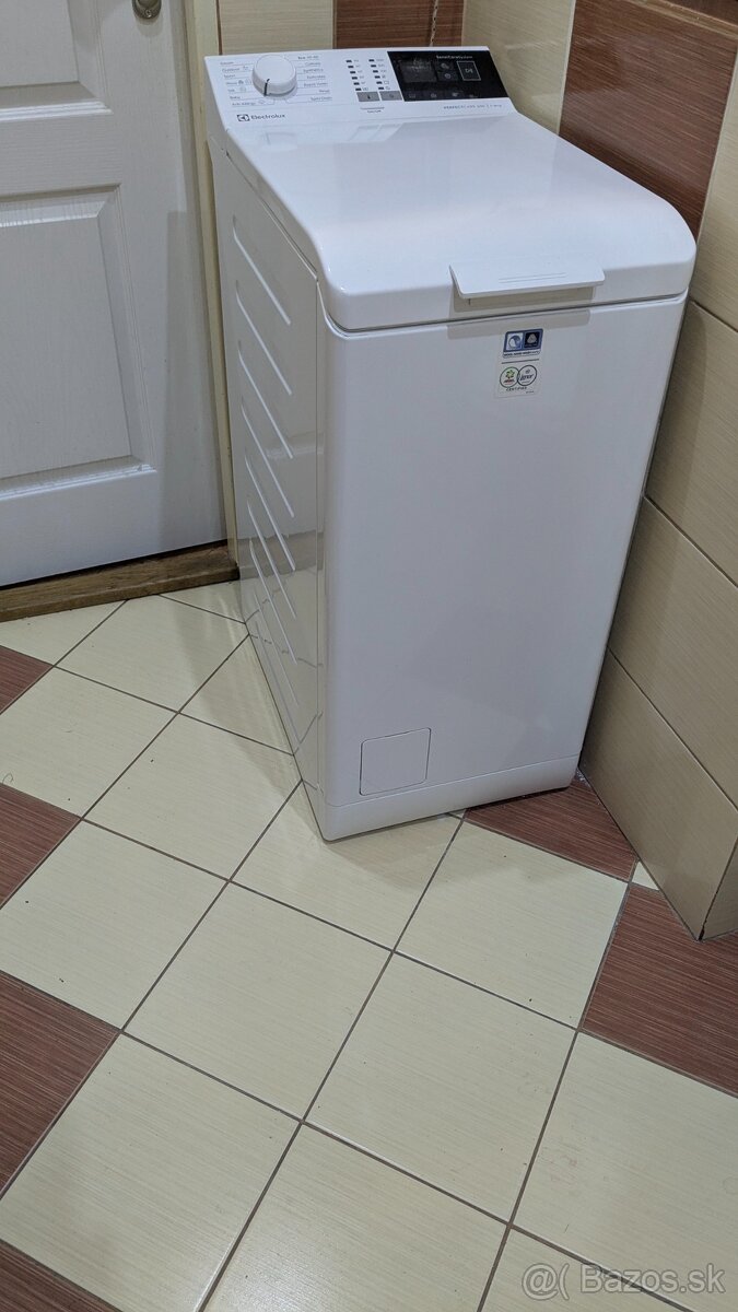 Práčka Elektrolux