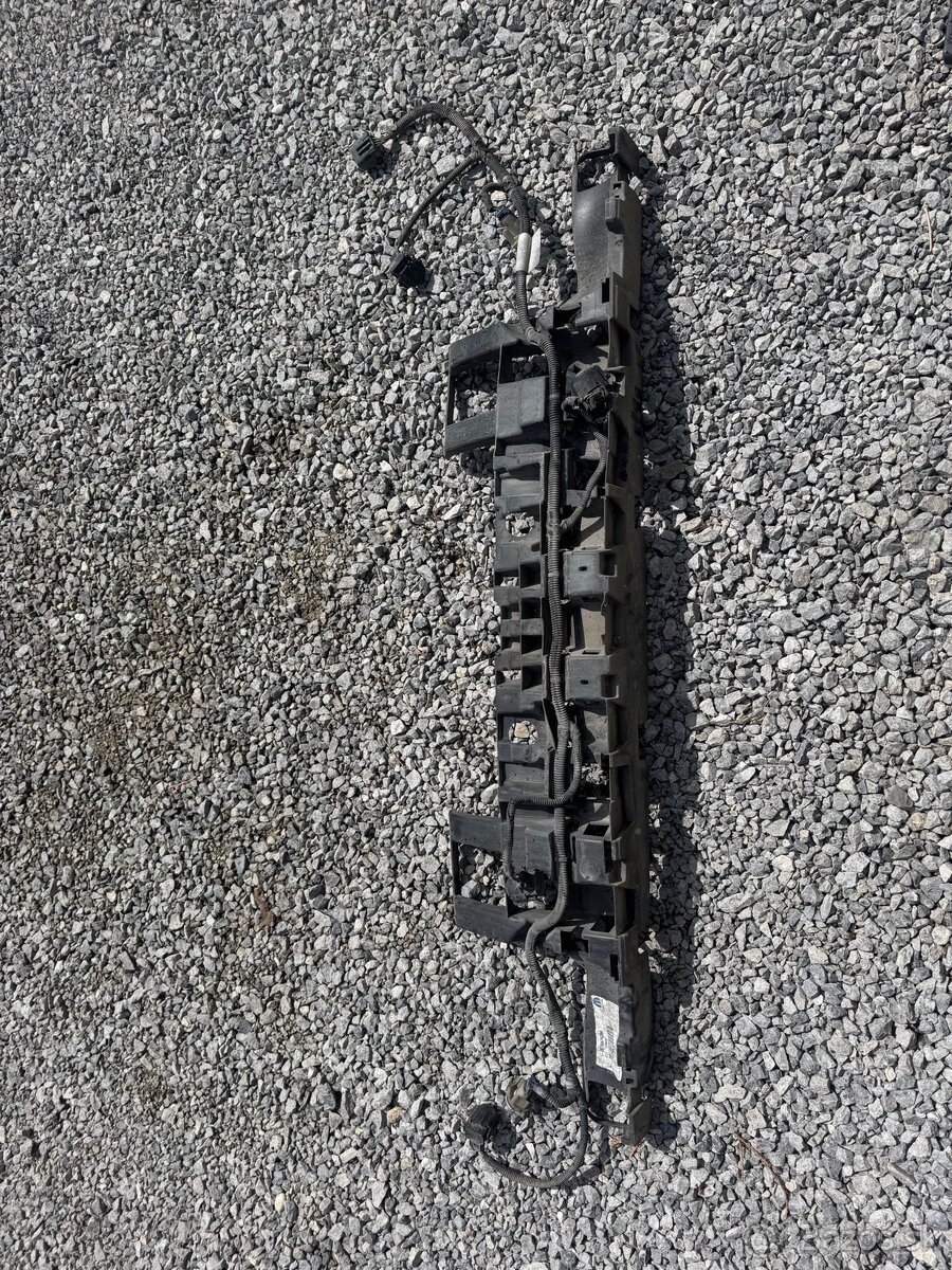Jeep grand cherokee kablovacka predný nárazník