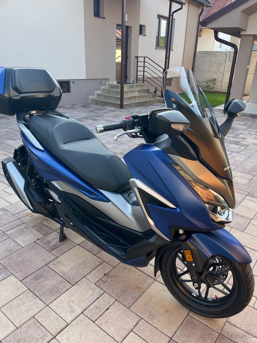 Honda Forza 350