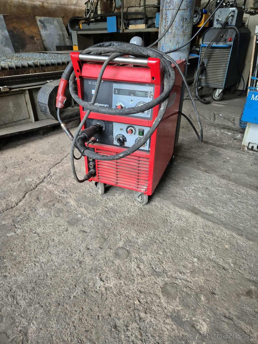 CO2 zváračka Fronius Vario Sinergic 5000 AVG