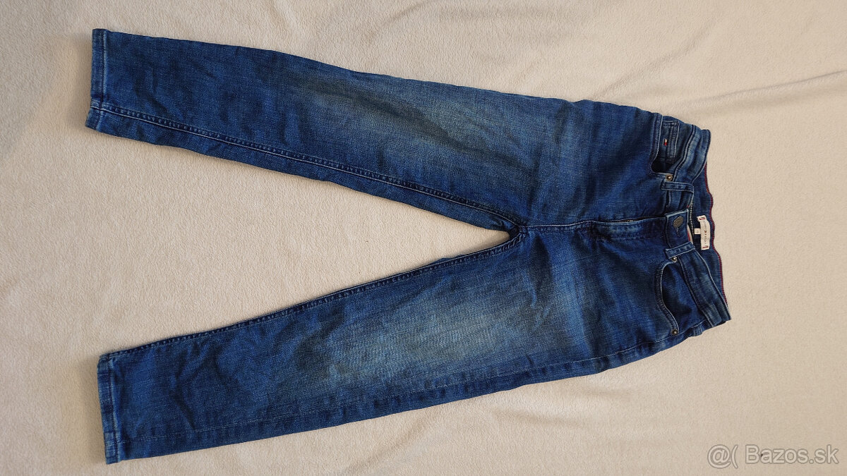 Dívčí džínsy Tommy Hilfiger Tapered původní cena byla 45€