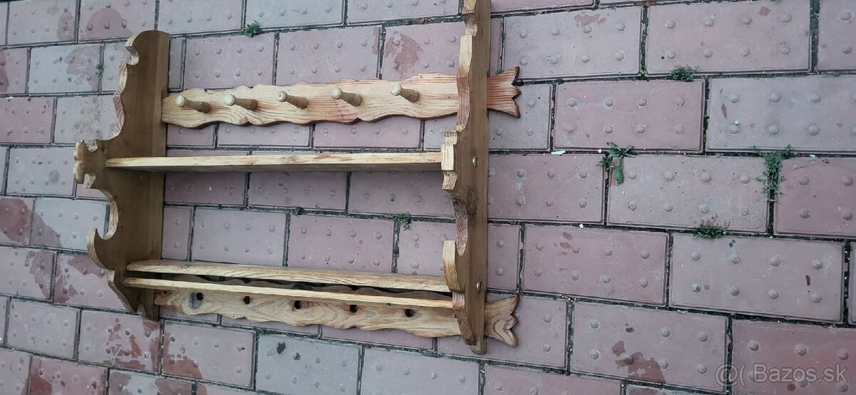 Vešiak, dekorácia, starožitnosti