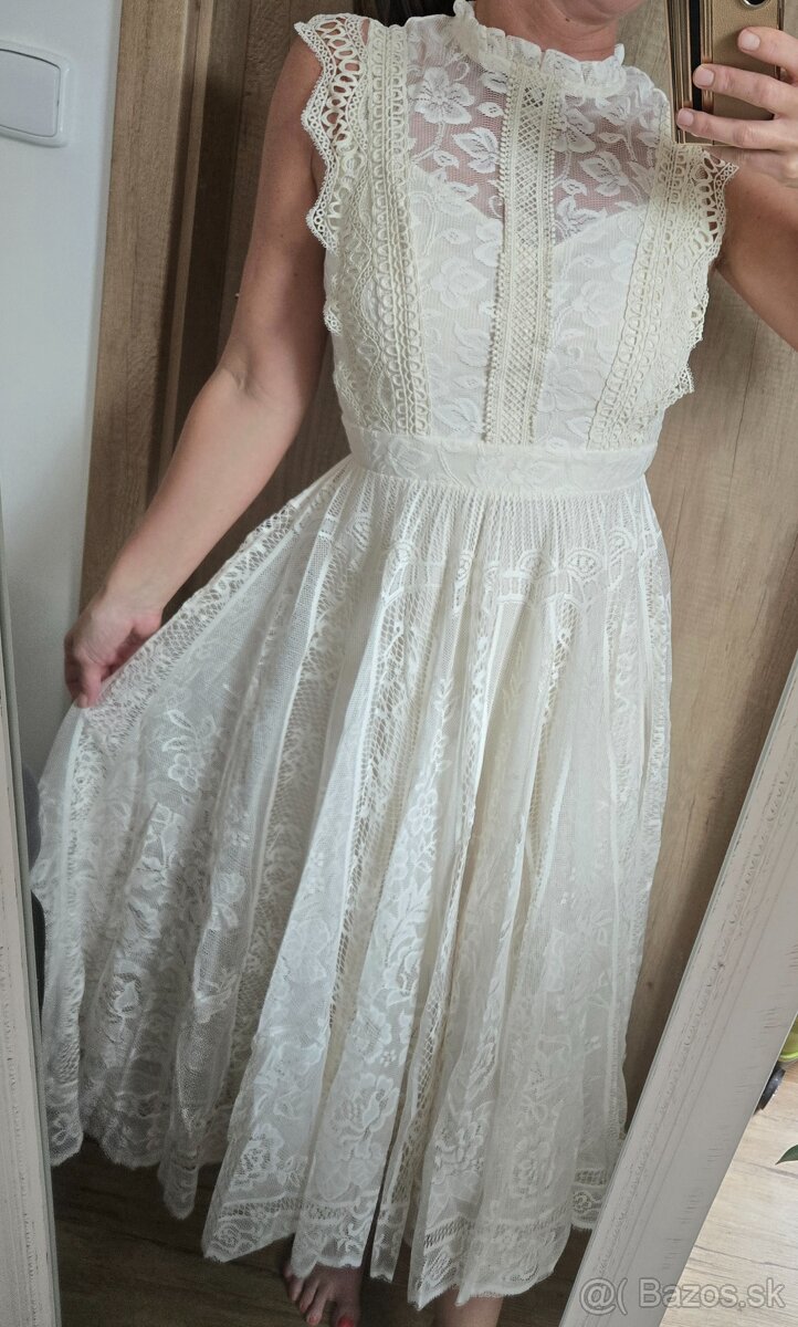 Romantické krajkové šaty – veľkosť XS