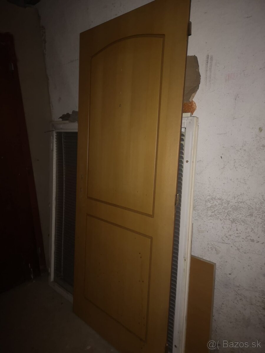 Bezpečnostné dvere