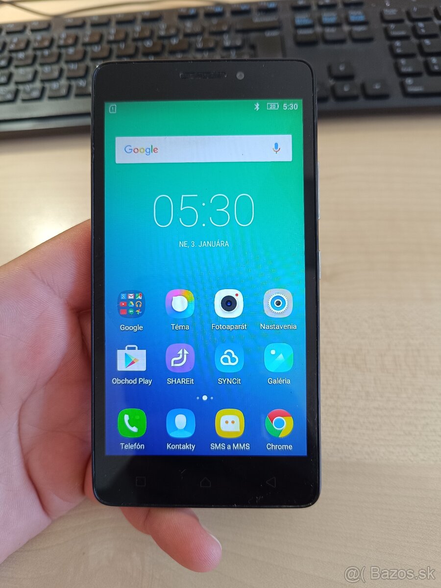 Lenovo Vibe P1 ma 40