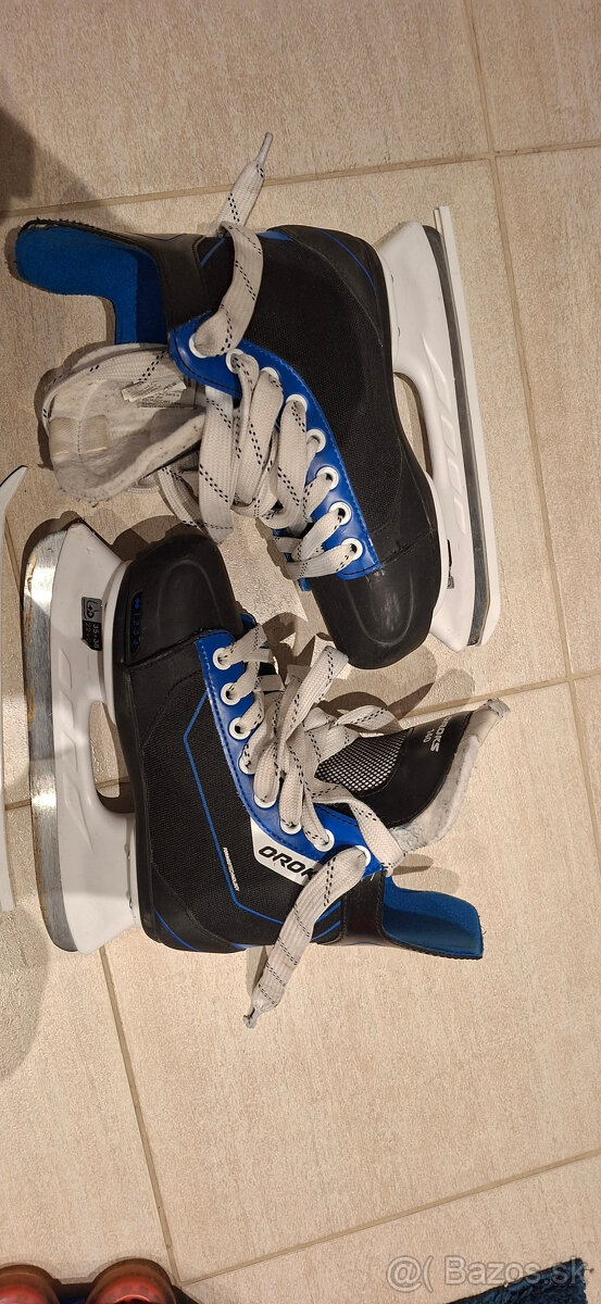 Predám detské korčule 35-38 nastaiteľné