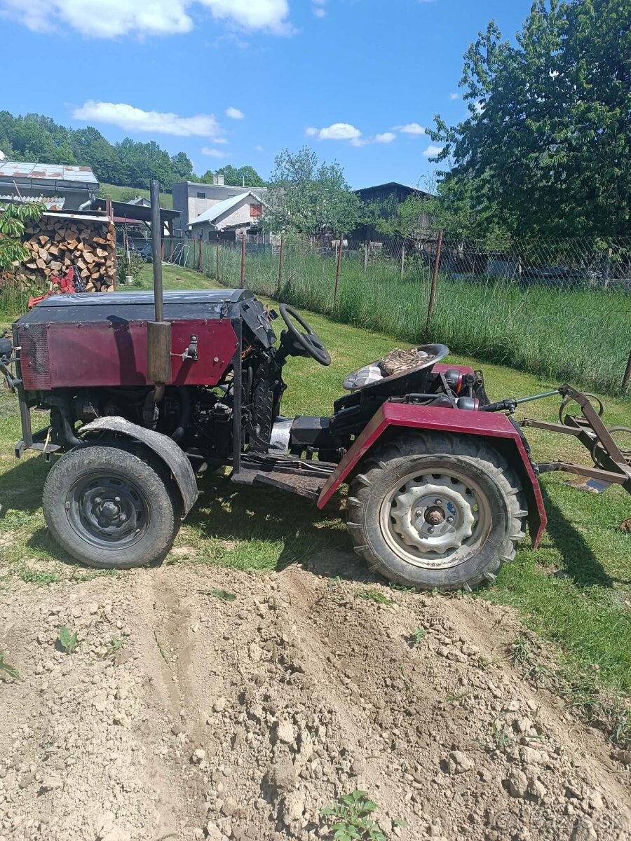 Traktor