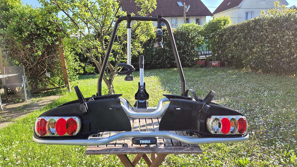 Nosič bicyklov THULE na ťažné zariadenie na 2 bicykle