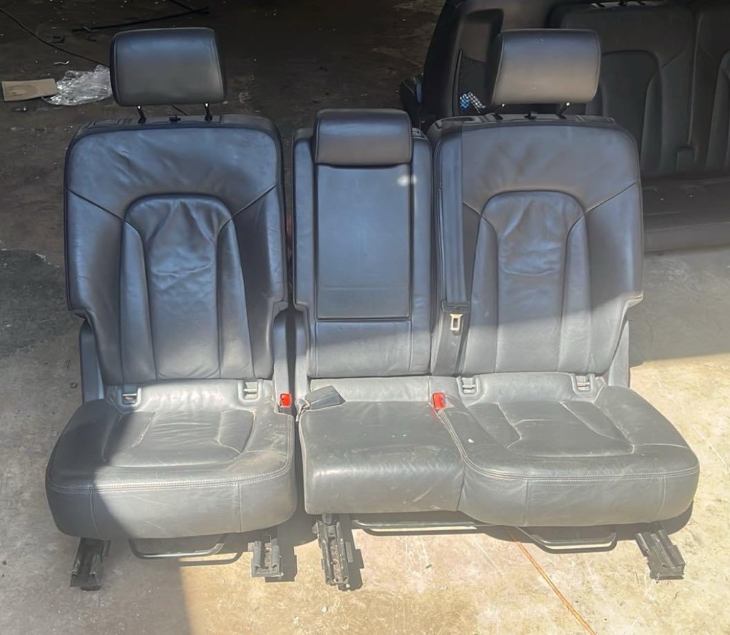 Sedačky s tapacirmi AUDI Q7