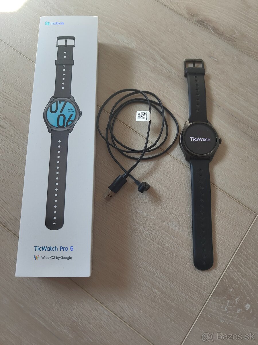 Ticwatch pro 5 smart hodinky