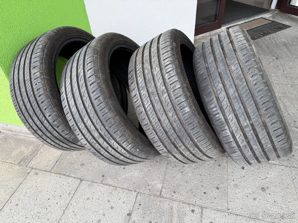 Predam letne pneumatiky 225/40R18