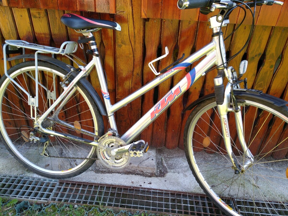 dámsky trekovy bicykel KTM,Odpružený,28"kolesá,19"rám,21pr