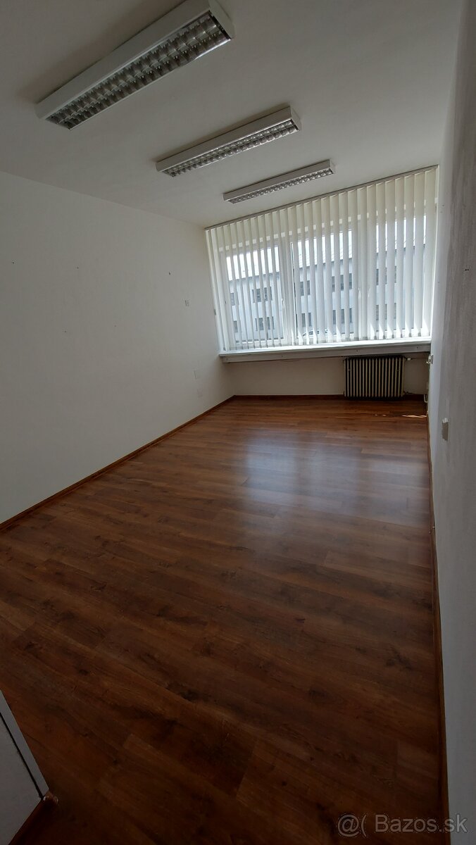 Prenájom kancelárskych priestorov v Liptovskom Mikuláši